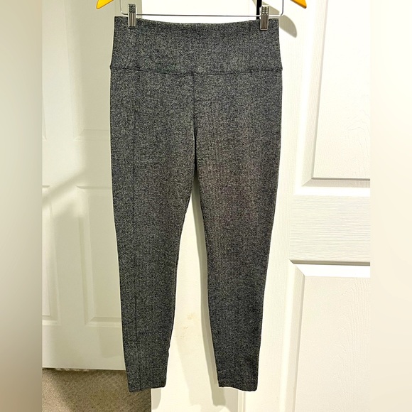 Athleta Delancey Herringbone Tight Leggings Women’s Size Small Zip Pockets - Picture 1 of 10